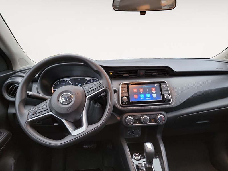 2021 Nissan Kicks S FWD