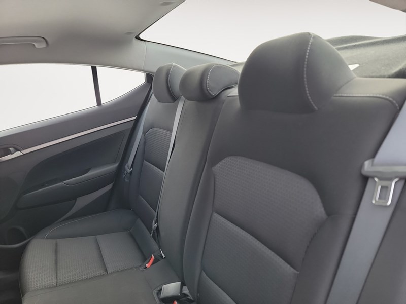 2017 Hyundai Elantra 4dr Sdn Auto LE