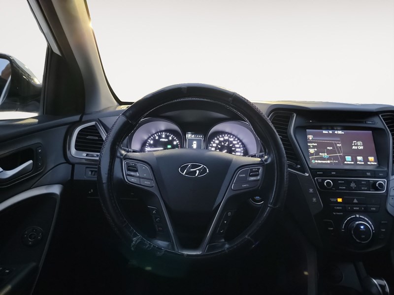 2017 Hyundai Santa Fe Sport AWD 4dr 2.4L Luxury