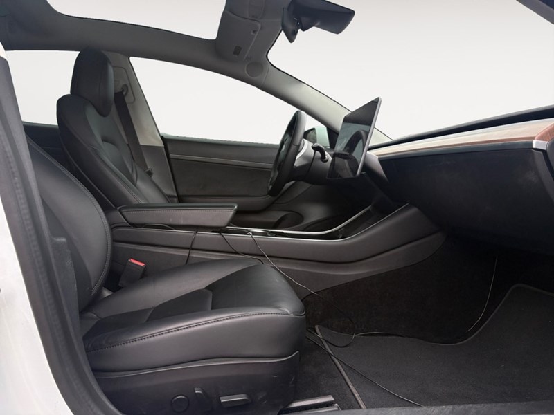 2020 Tesla Model 3 Standard Range Plus RWD