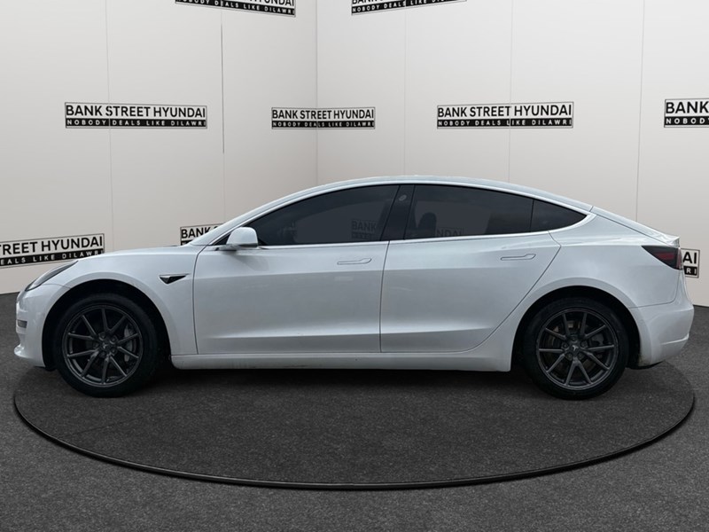 2020 Tesla Model 3 Standard Range Plus RWD