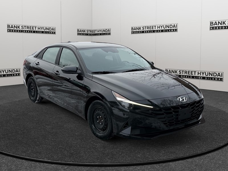 2023 Hyundai Elantra Preferred IVT