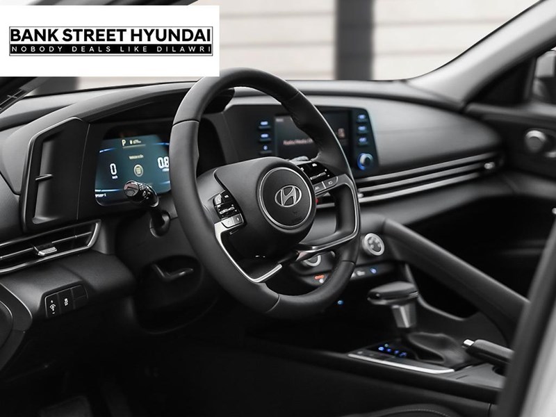 2026 Hyundai Elantra Essential IVT