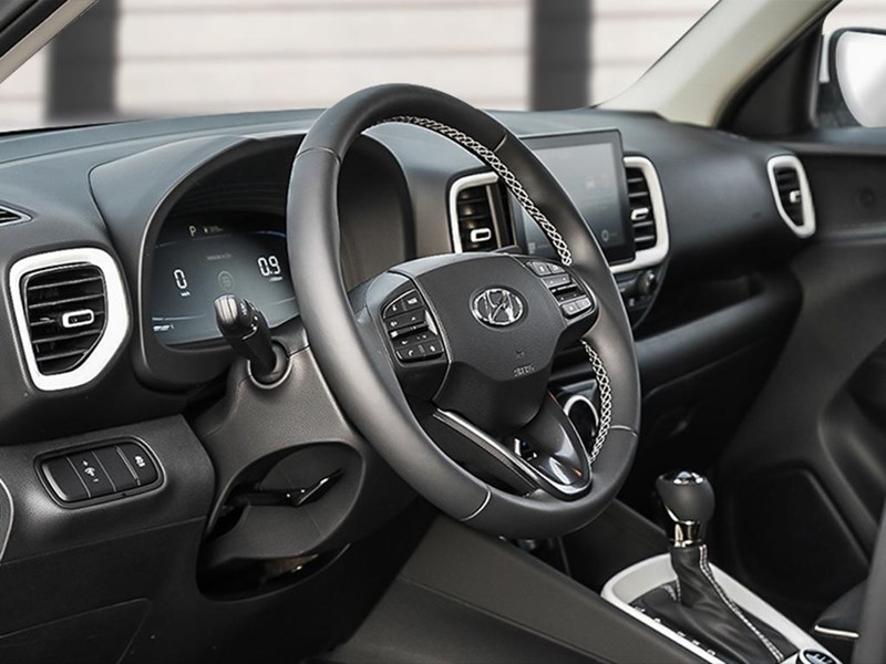 2025 Hyundai Venue Ultimate IVT w/Black Interior