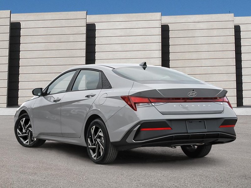 2026 Hyundai Elantra Preferred IVT w/Tech Pkg