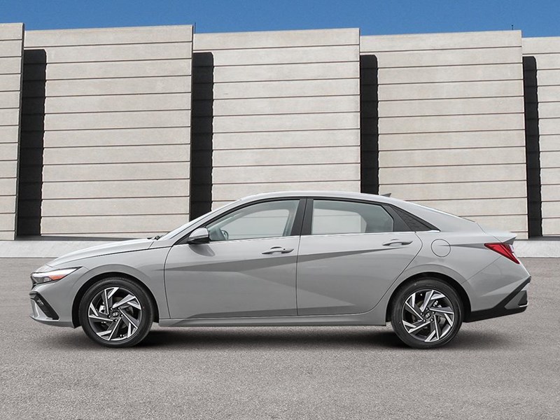 2026 Hyundai Elantra HEV Luxury Sedan