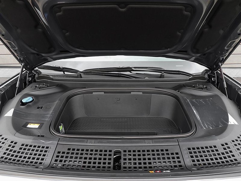 2026 Hyundai IONIQ 9 Preferred AWD w/Luxury Pkg