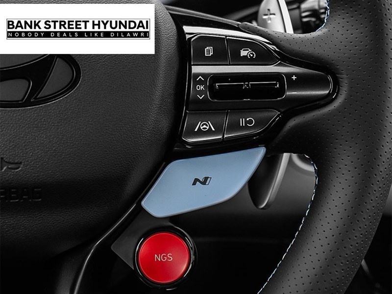 2025 Hyundai Elantra N Essential IVT