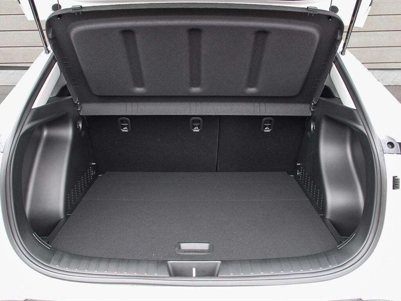 2026 Hyundai Kona Electric Preferred FWD