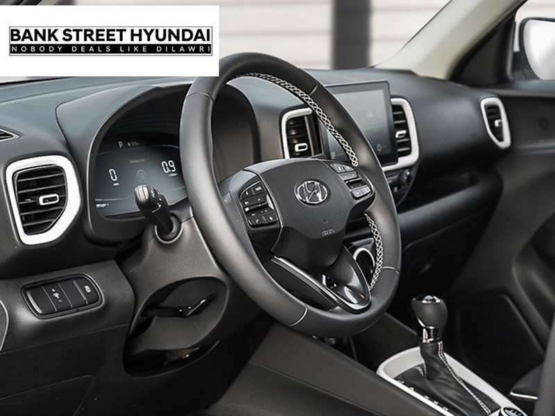 2026 Hyundai Venue Ultimate IVT w/Black Interior