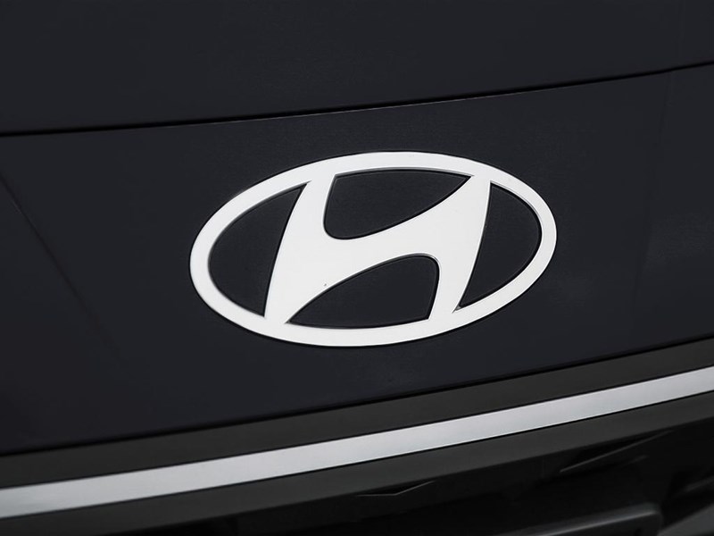 2026 Hyundai Elantra Essential IVT