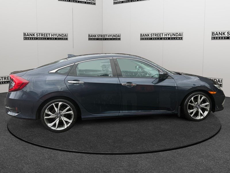 2019 Honda Civic Touring CVT