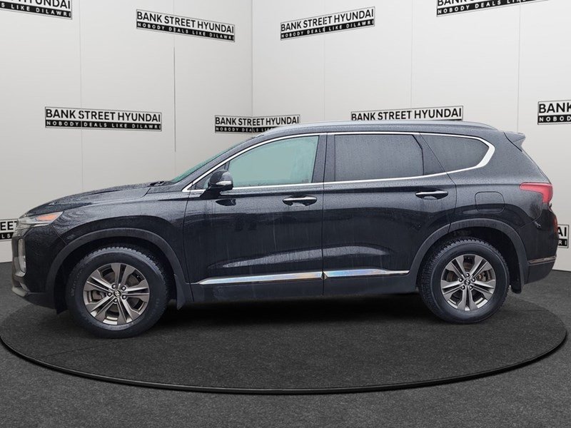 2019 Hyundai Santa Fe 2.0T Ultimate AWD w/Dark Chrome Accent