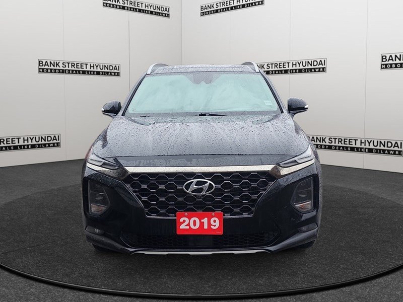 2019 Hyundai Santa Fe 2.0T Ultimate AWD w/Dark Chrome Accent