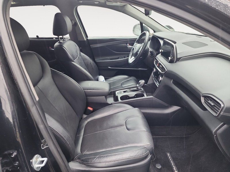 2019 Hyundai Santa Fe 2.0T Ultimate AWD w/Dark Chrome Accent