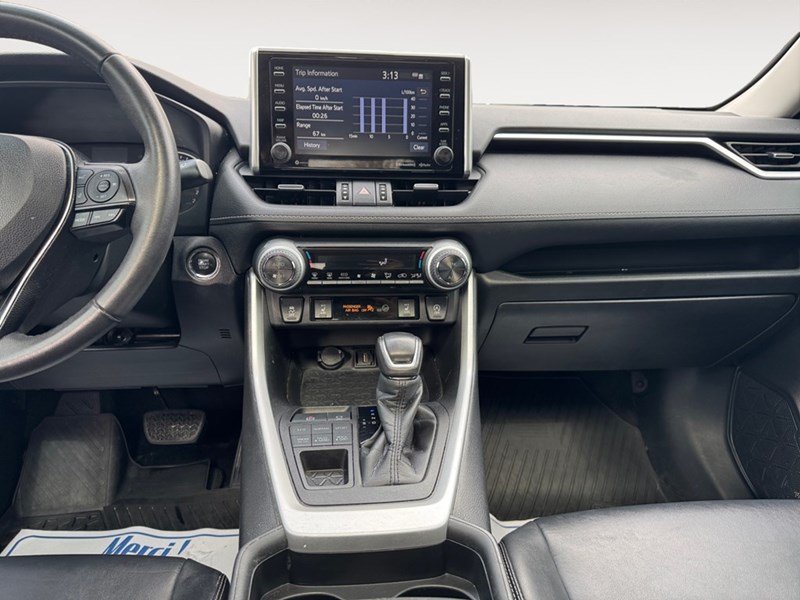 2021 Toyota RAV4 XLE AWD