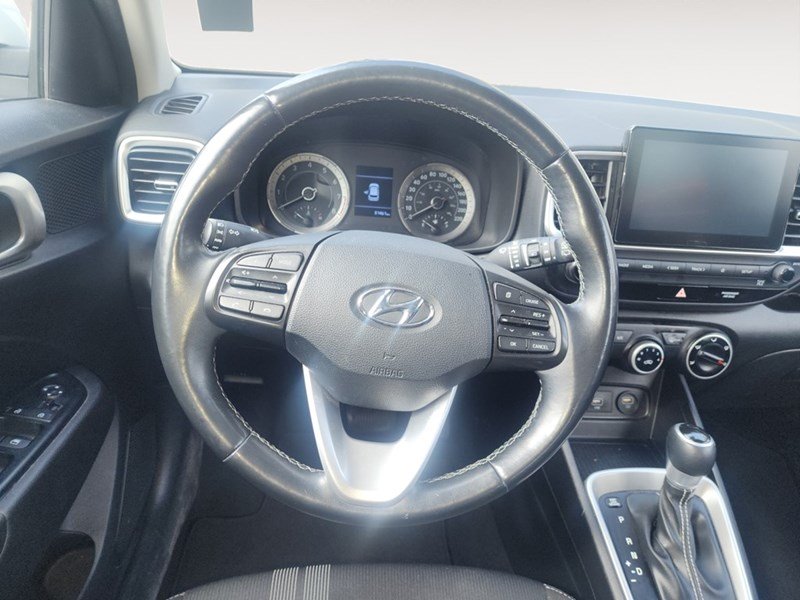 2021 Hyundai Venue Trend IVT