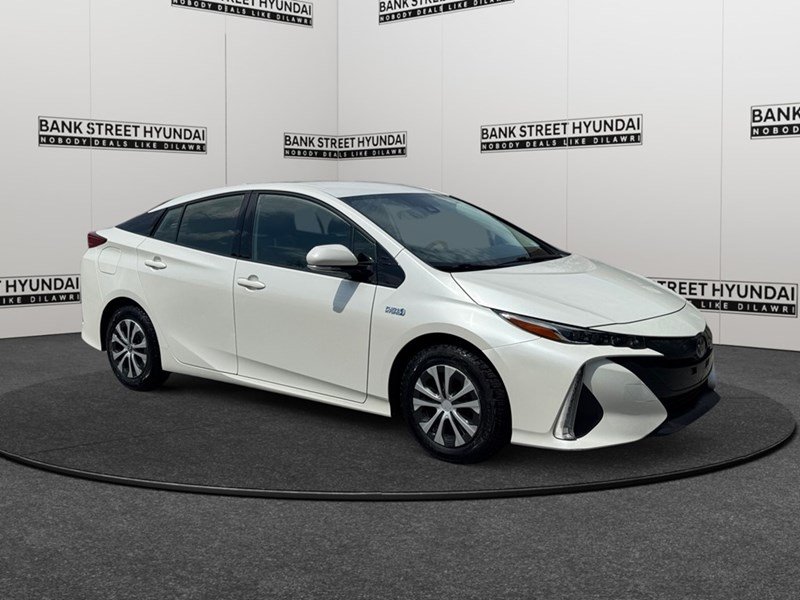 2020 Toyota Prius Prime Upgrade Auto