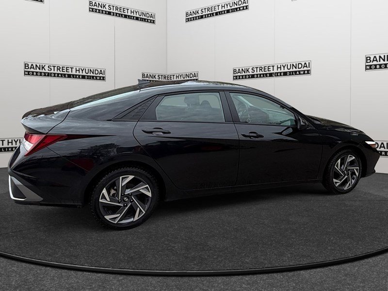 2025 Hyundai Elantra Preferred IVT w/Tech Pkg
