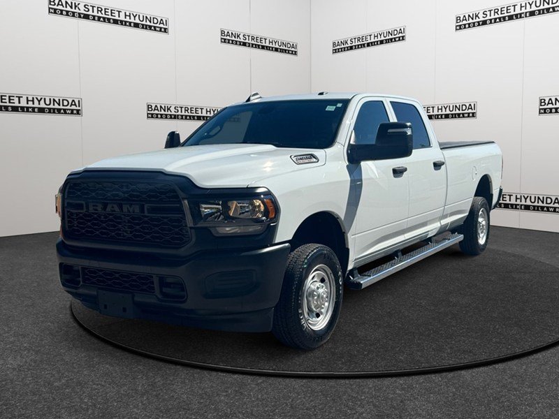 2024 RAM 2500 Tradesman 4x4 Crew Cab 8' Box