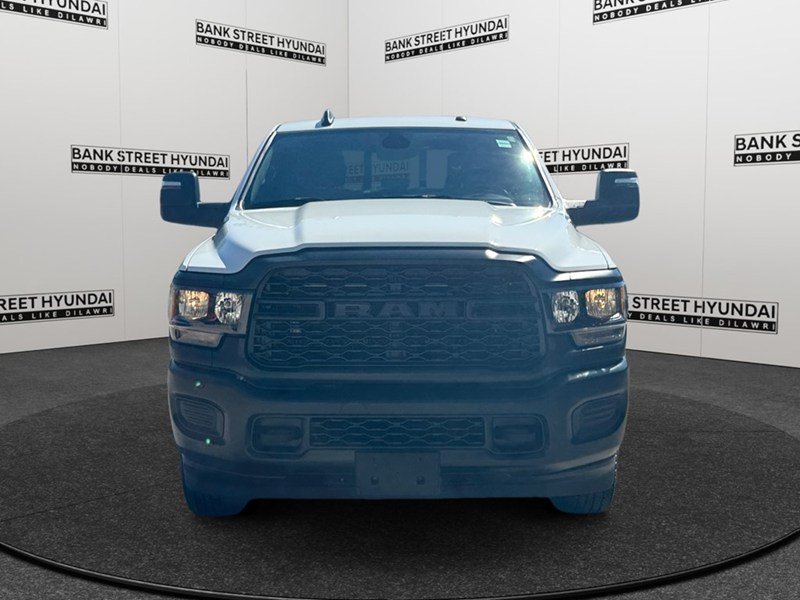 2024 RAM 2500 Tradesman 4x4 Crew Cab 8' Box