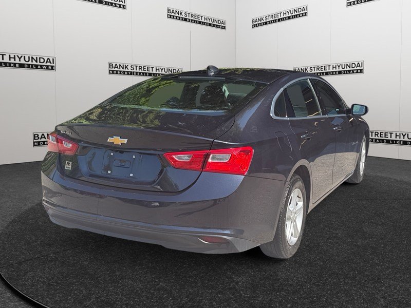 2022 Chevrolet Malibu 4dr Sdn LS w/1LS