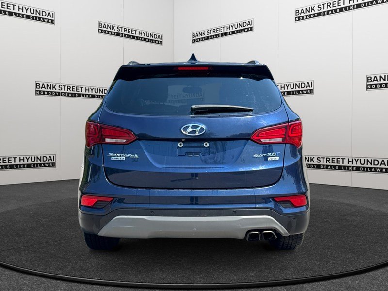 2018 Hyundai Santa Fe Sport 2.0T Limited AWD