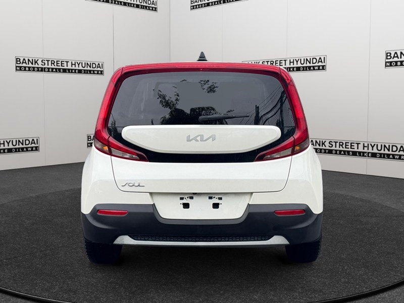 2022 Kia Soul EX IVT
