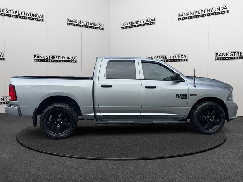 2020 RAM 1500 Classic Express 4x4 Crew Cab 5'7" Box