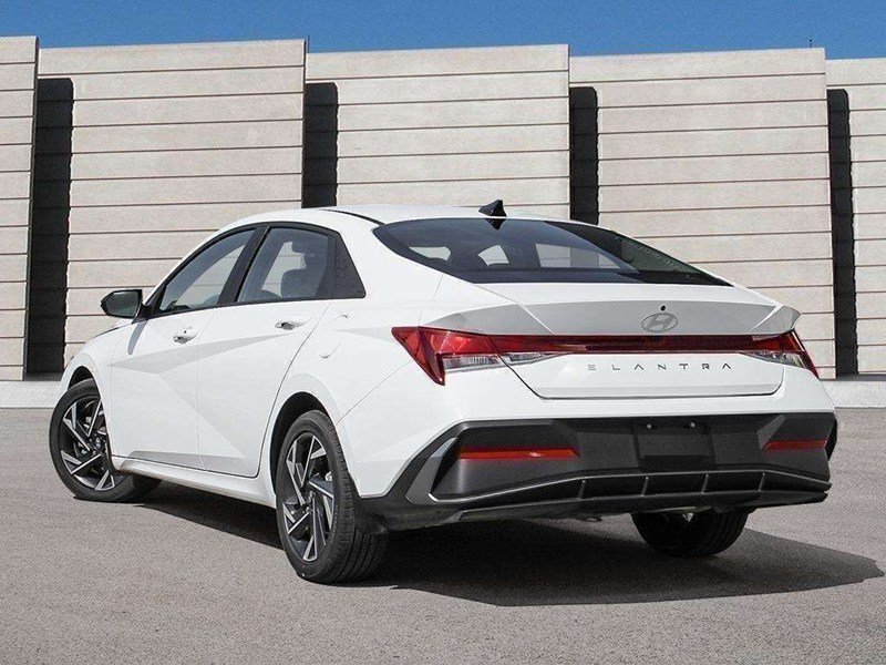 2026 Hyundai Elantra Preferred IVT w/Tech Pkg