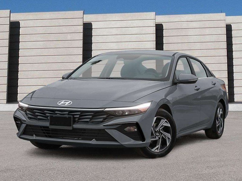 2026 Hyundai Elantra Luxury IVT