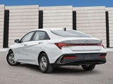 2026 Hyundai Elantra Essential image 3