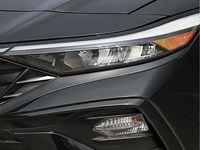 2026 Hyundai Elantra Luxury IVT w/Two-Tone Interior