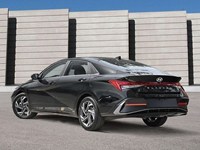2026 Hyundai Elantra Luxury IVT w/Two-Tone Interior