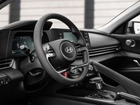 2026 Hyundai Elantra Essential IVT