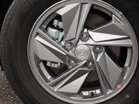 2026 Hyundai Elantra Essential IVT