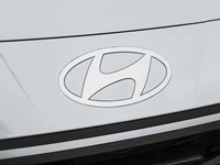 2026 Hyundai Elantra Essential IVT