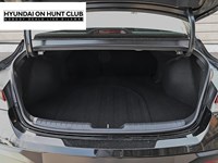 2026 Hyundai Elantra Luxury IVT