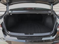 2026 Hyundai Elantra Luxury IVT
