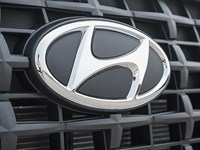 2026 Hyundai Venue Preferred IVT w/Two-Tone
