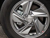 2026 Hyundai Elantra Essential IVT