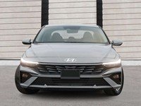 2025 Hyundai Elantra HEV Luxury DCT