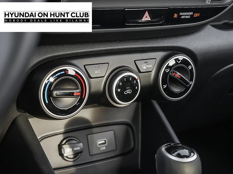 2025 Hyundai Venue Preferred IVT