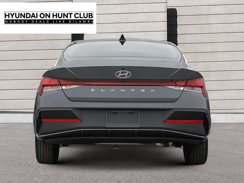 2025 Hyundai Elantra Preferred IVT w/Tech Pkg