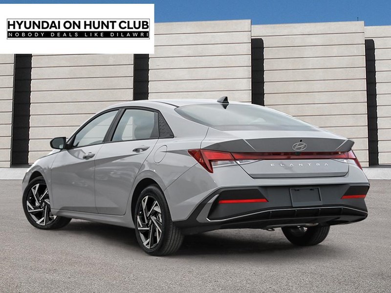 2025 Hyundai Elantra Preferred IVT w/Tech Pkg