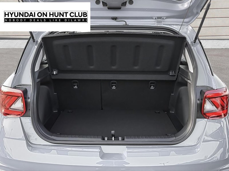 2025 Hyundai Venue Preferred IVT