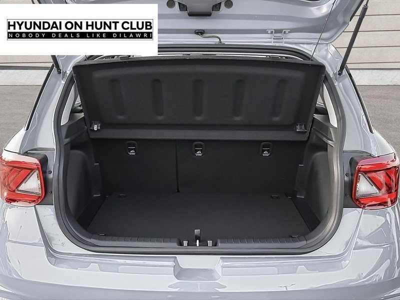 2025 Hyundai Venue Preferred IVT