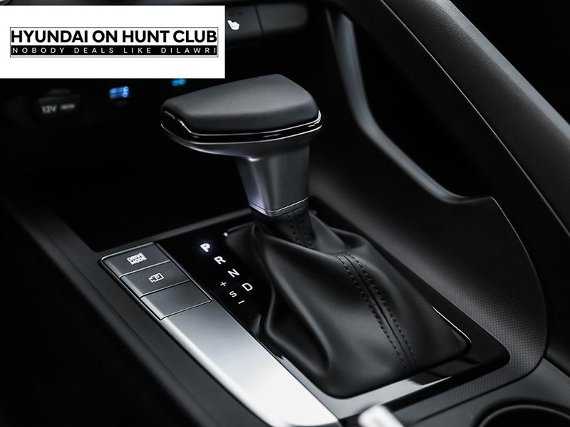2026 Hyundai Elantra Preferred IVT w/Tech Pkg