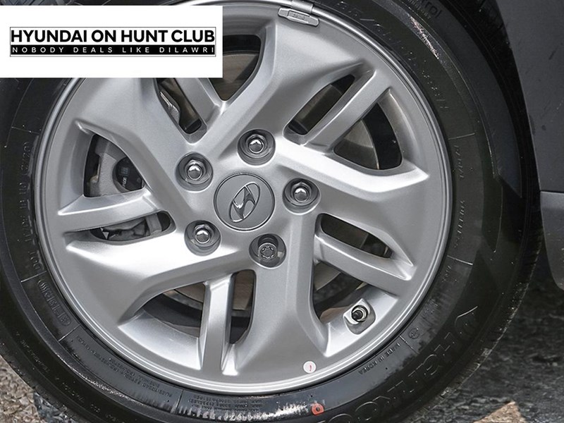 2026 Hyundai Venue Preferred IVT w/Two-Tone