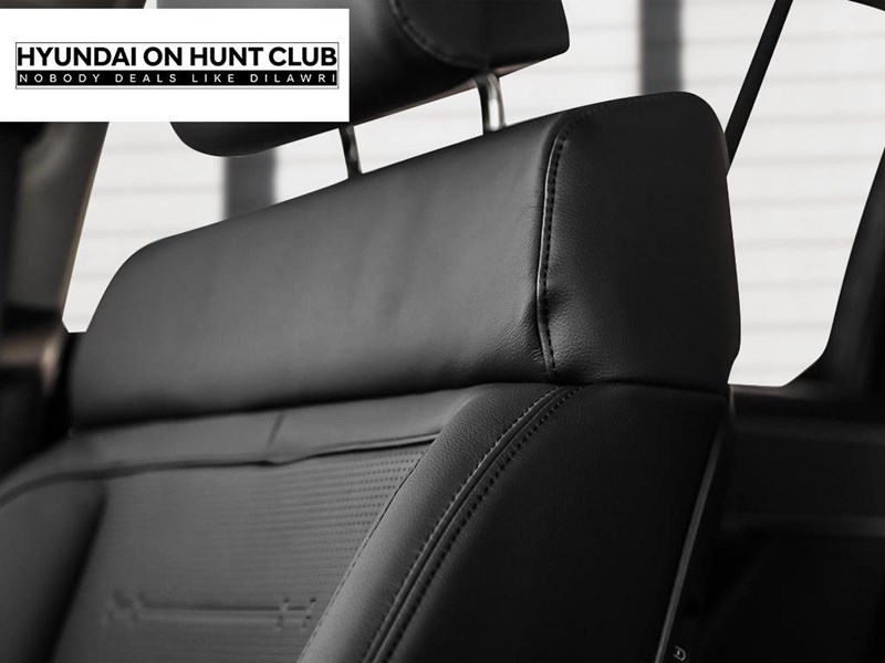 2025 Hyundai Santa Fe Luxury AWD